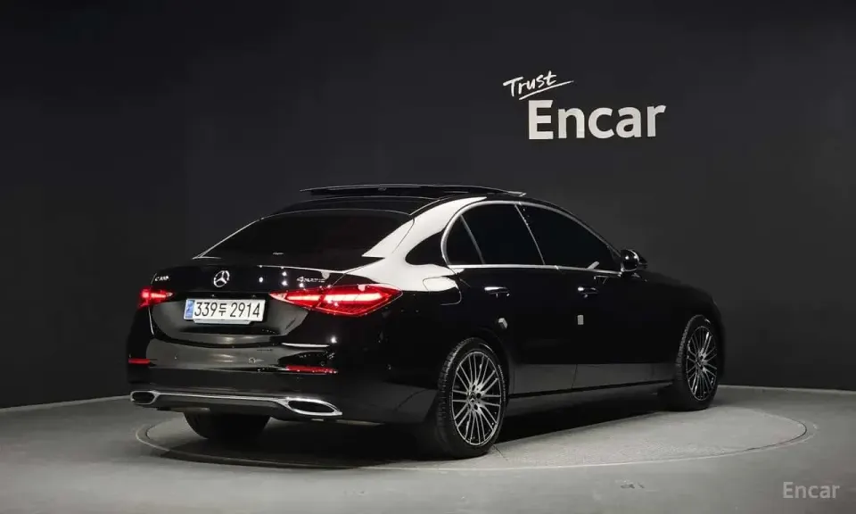 Mercedes-Benz C 300 C300 4MATIC Avantgarde 2024
