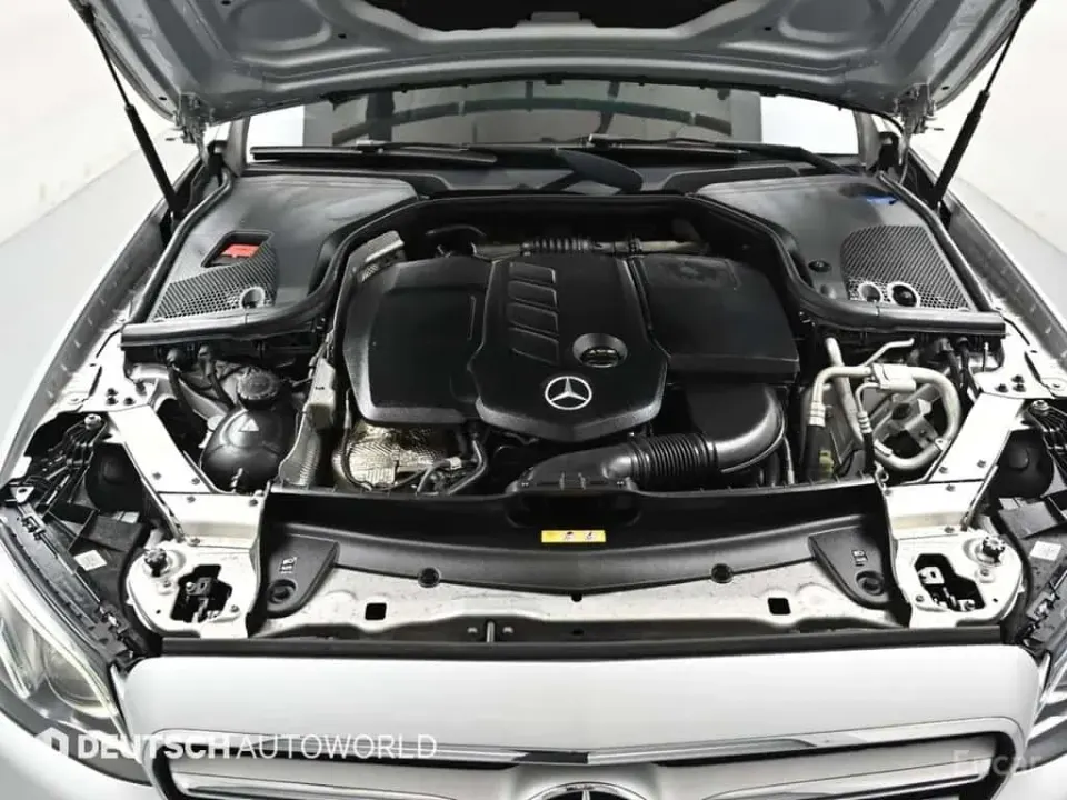 Mercedes-Benz E 220 E220d 4MATIC Avantgarde 2017