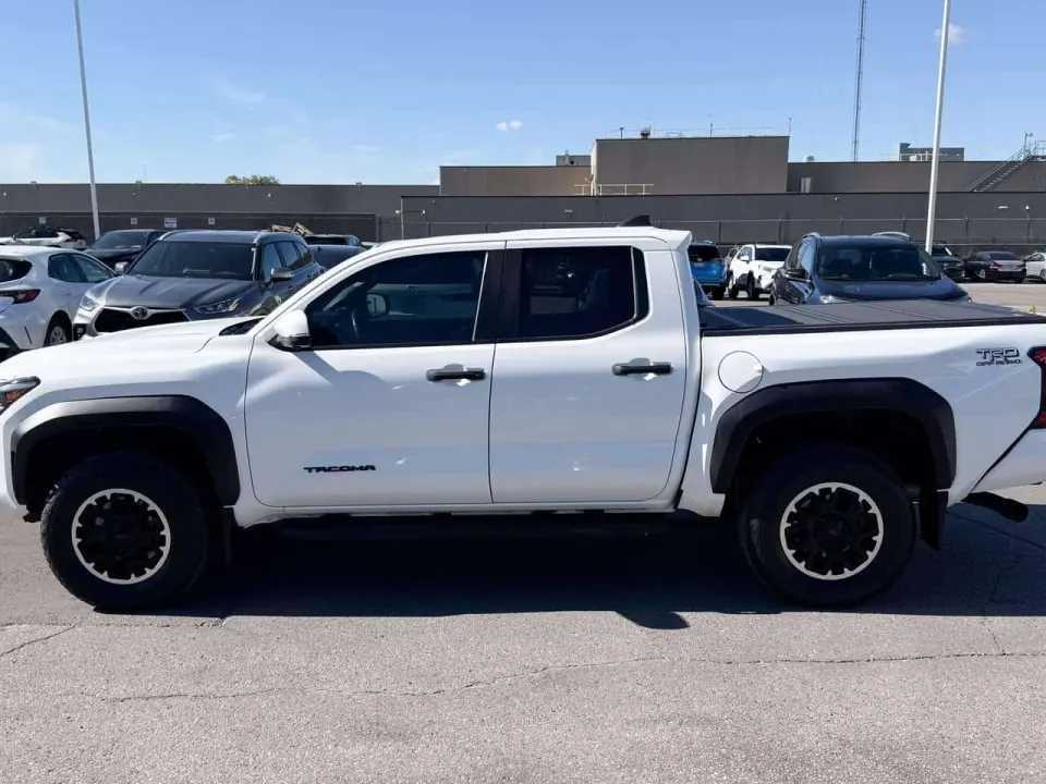 Toyota Tacoma TRD Sport Premium Package 2024