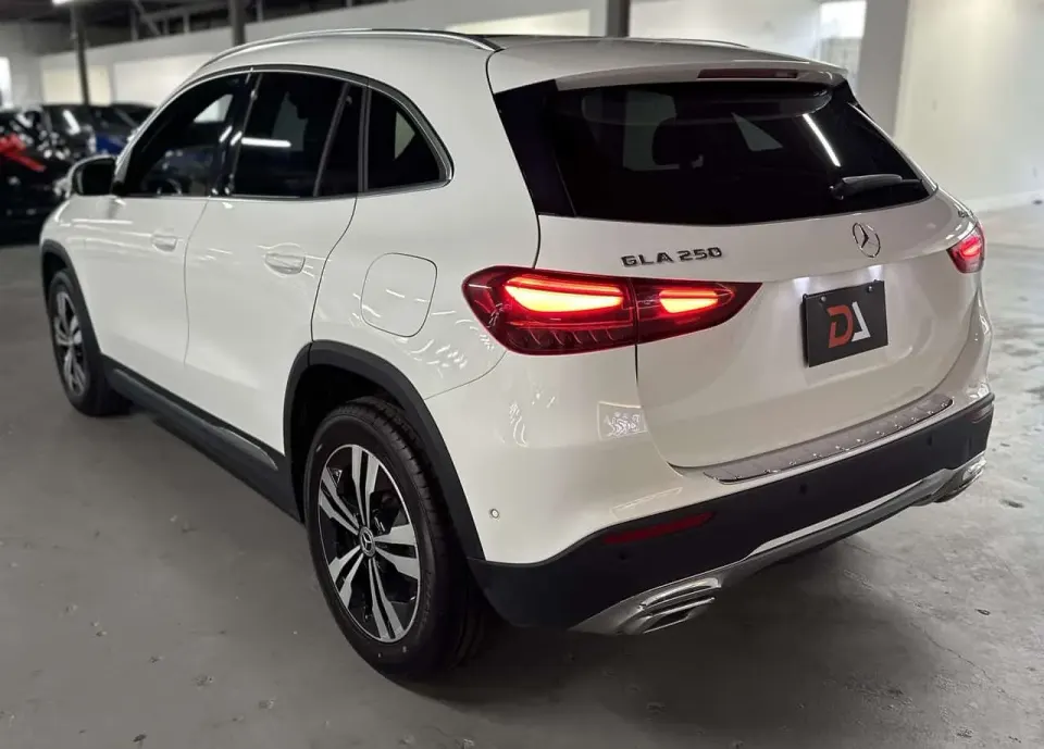 Mercedes-Benz GLA 250 GLA 250 4MATIC SUV|CLEAN CAR FAX|PANO ROOF|REMOTE STARTER|BSM| 2026