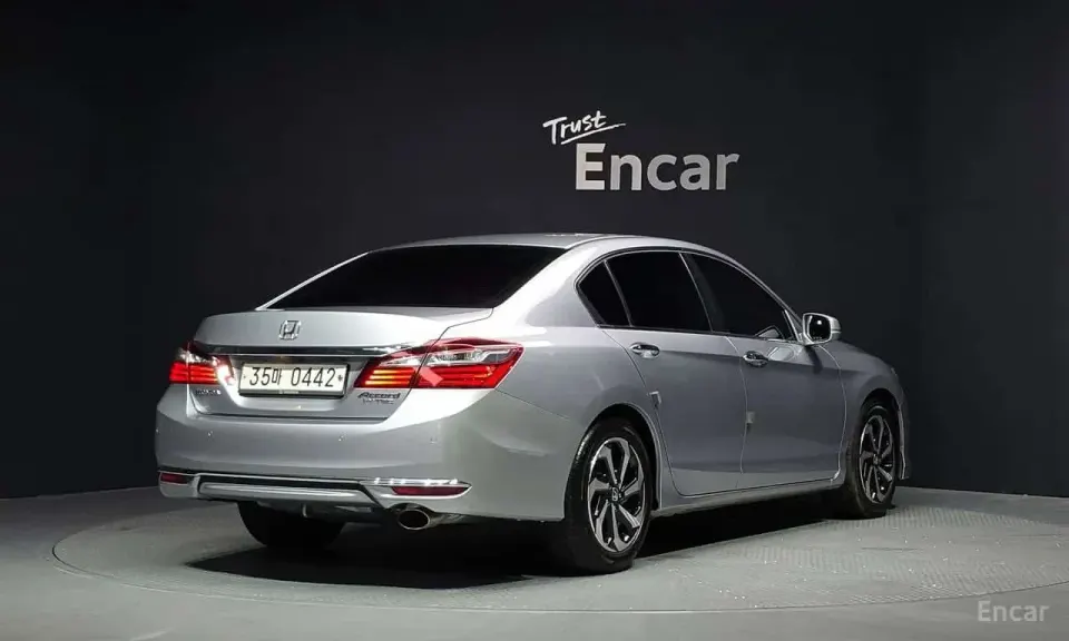 Honda Accord 2.4 2015