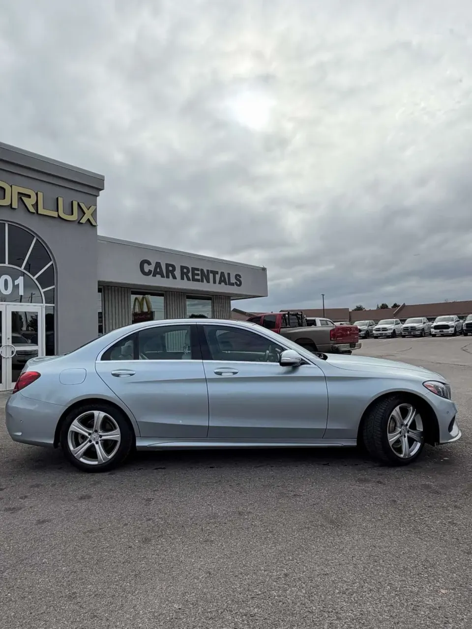 Mercedes-Benz C 400 4dr Sdn C 400 4MATIC 2015