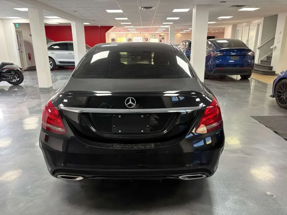 Mercedes-Benz C 400 4dr Sdn C 400 4MATIC 2015
