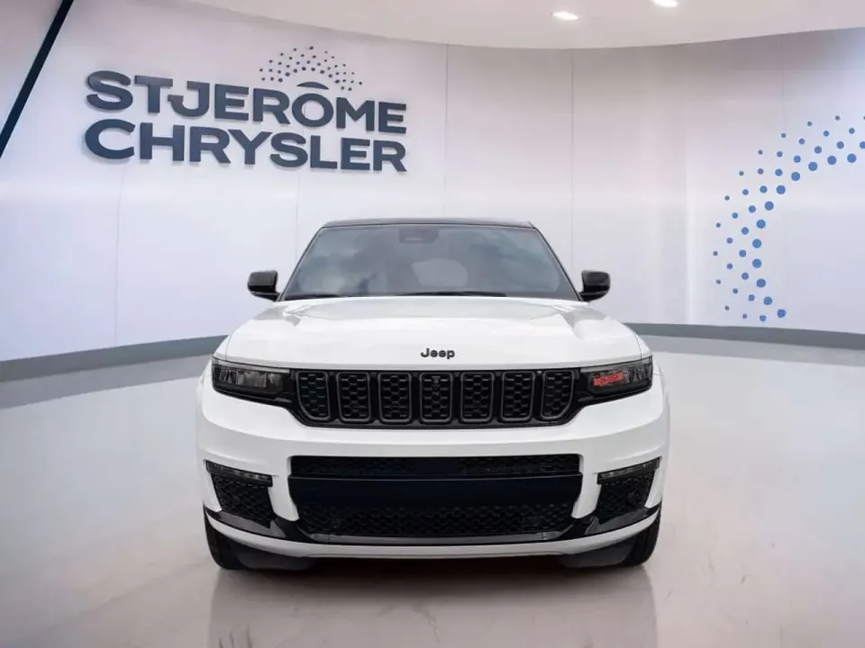Jeep JEEP GRAND CHEROKEE L SUMMIT 2023, V8 5,7 L, 7 PASSAGERS ET LE LUXE SANS COMPROMIS 2023