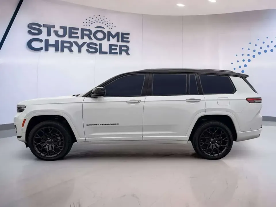 Jeep JEEP GRAND CHEROKEE L SUMMIT 2023, V8 5,7 L, 7 PASSAGERS ET LE LUXE SANS COMPROMIS 2023