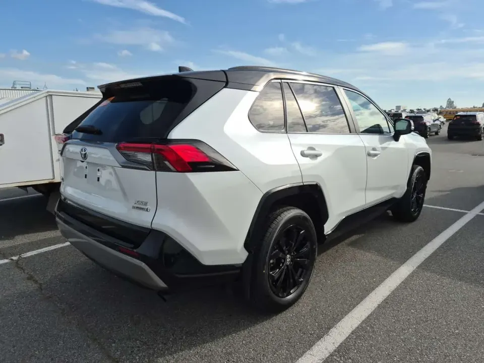 Toyota Rav4 HYBRID XSE 2024