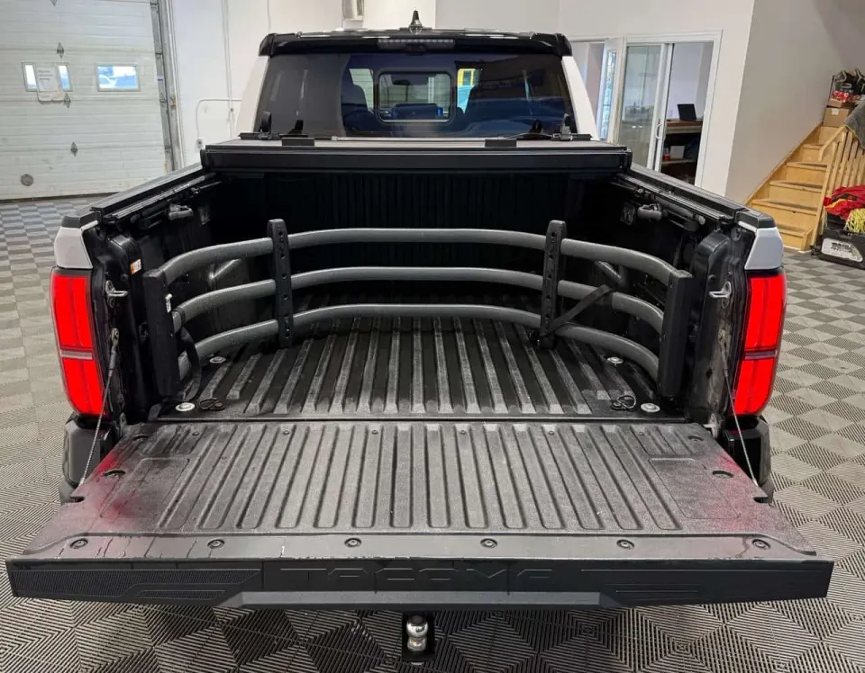 Toyota Tacoma TRD PRO, Hybrid, Loaded, One Owner, Accident Free! 2025