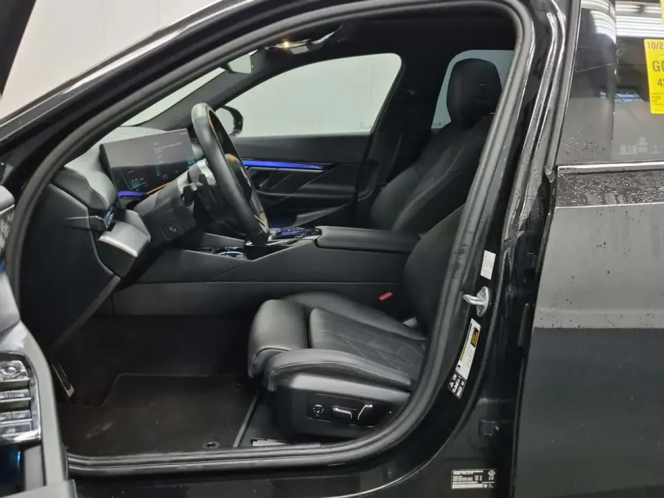BMW Sedan 530i Xdrive 2026