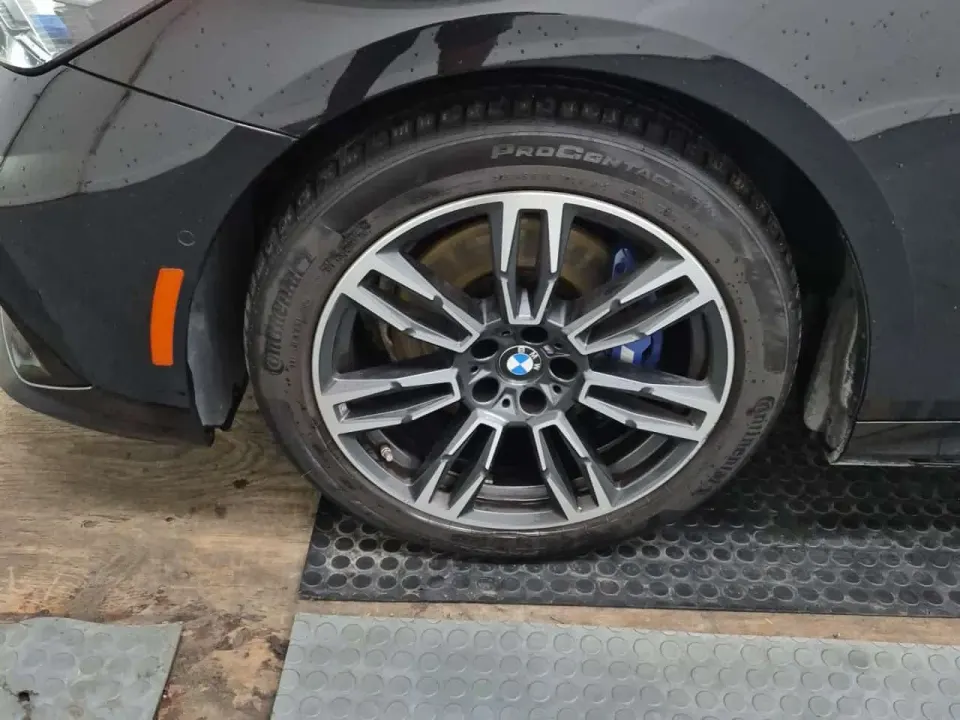 BMW Sedan 530i Xdrive 2026