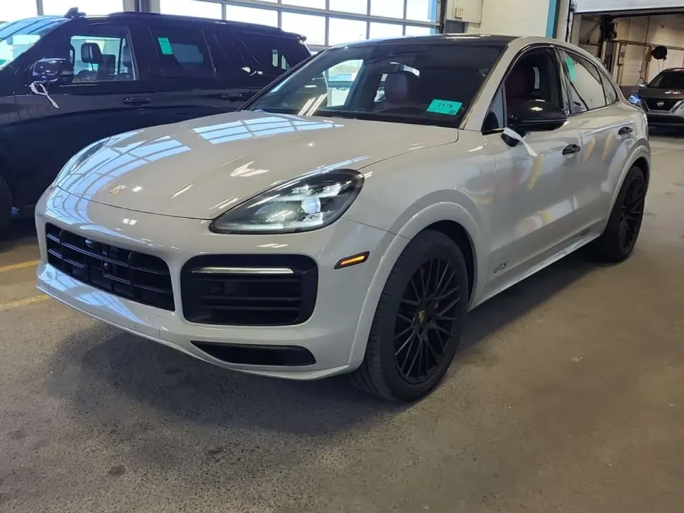 Porsche Cayenne Coupe Awd Gts 2021