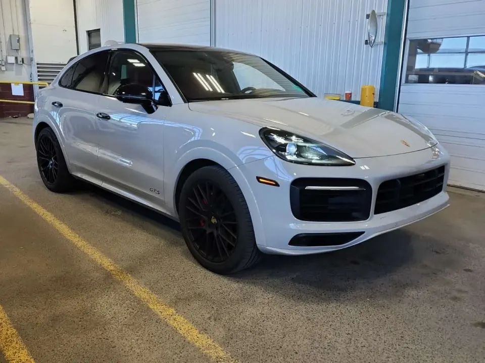 Porsche Cayenne Coupe Awd Gts 2021