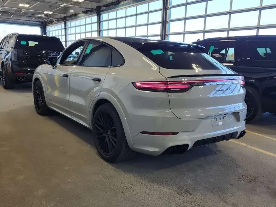 Porsche Cayenne Coupe Awd Gts 2021