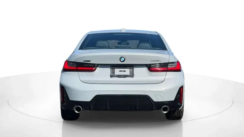 BMW 330i 330i xDrive | M-Sport Package 2025