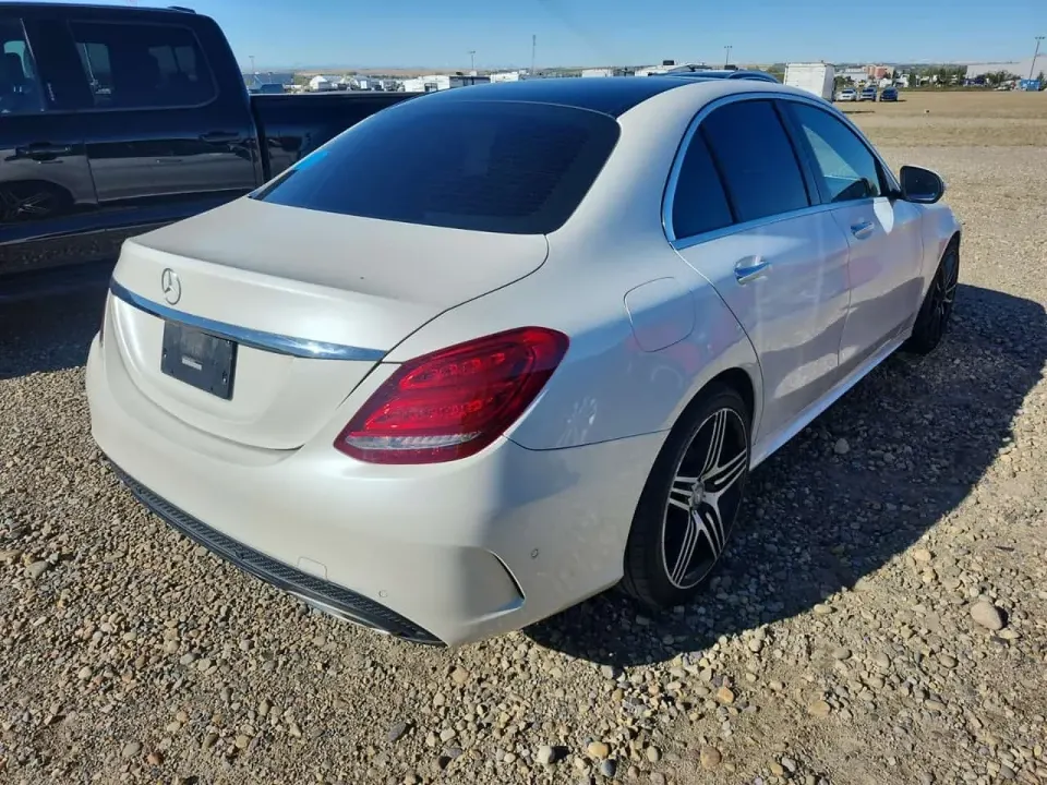 Mercedes-Benz 4dr Sdn 4matic C 300 2015