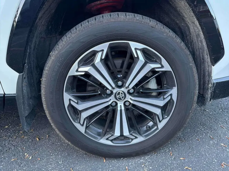 Toyota Rav4 XSE AWD 2022