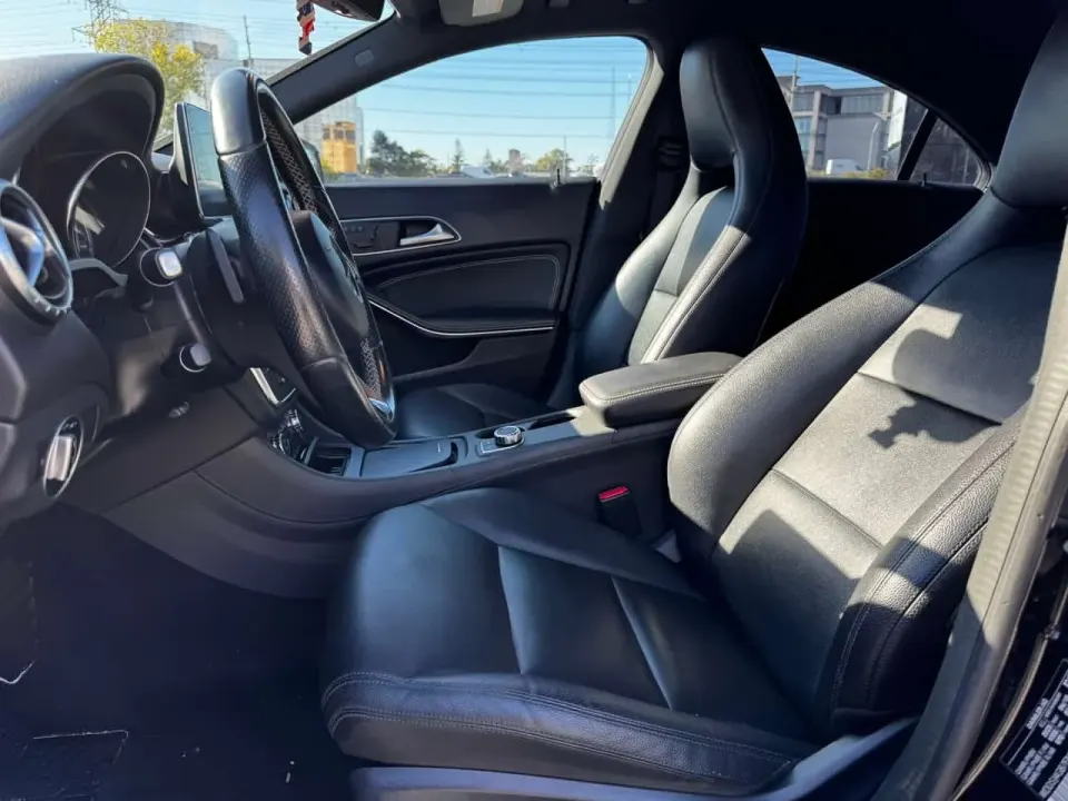 Mercedes-Benz CLA 250 2015
