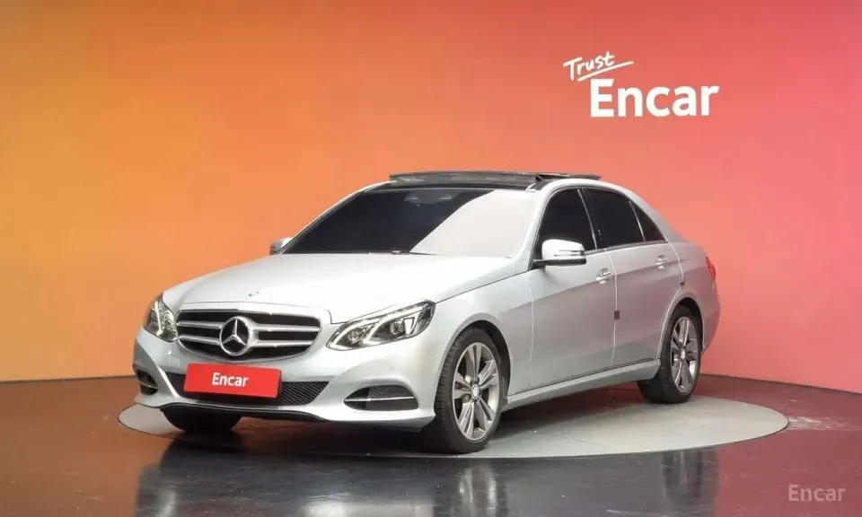 Mercedes-Benz E 300 E300 4MATIC Avantgarde 2014