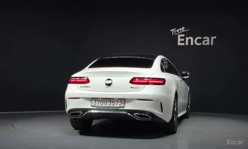 Mercedes-Benz E 300 E300d 4MATIC Coupe 2023