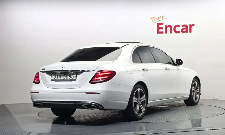 Mercedes-Benz E 300 E300 Avantgarde 2018