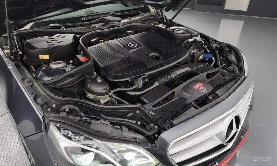 Mercedes-Benz E 220 E220 Bluetec Avantgarde 2015