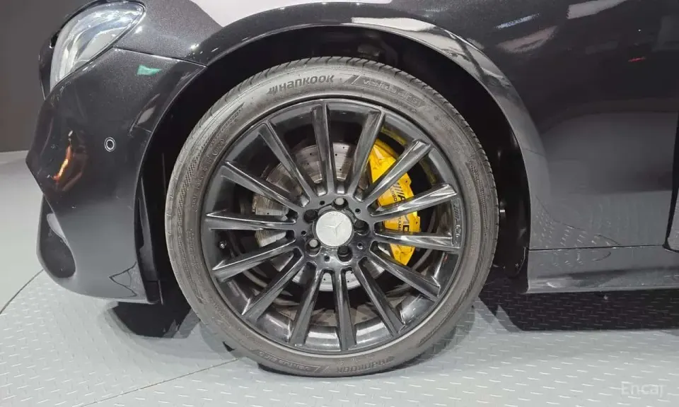 Mercedes-Benz E 220 E220d Coupe 2018