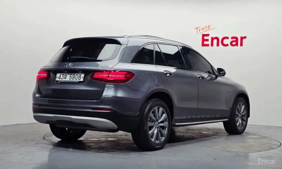 Mercedes-Benz GLC350e 4MATIC Premium 2019