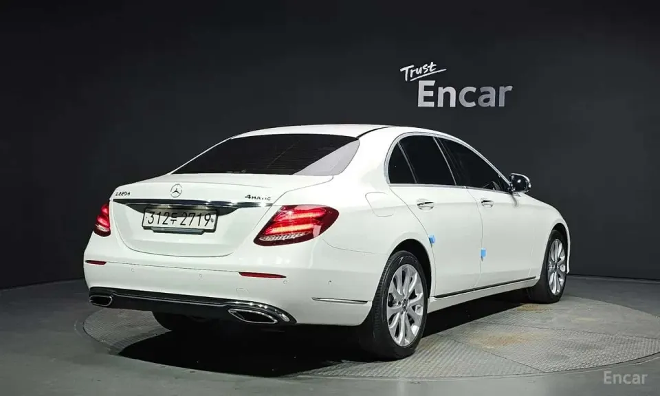 Mercedes-Benz E 220 E220d 4MATIC Exclusive 2020