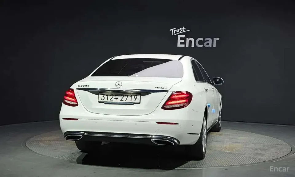 Mercedes-Benz E 220 E220d 4MATIC Exclusive 2020