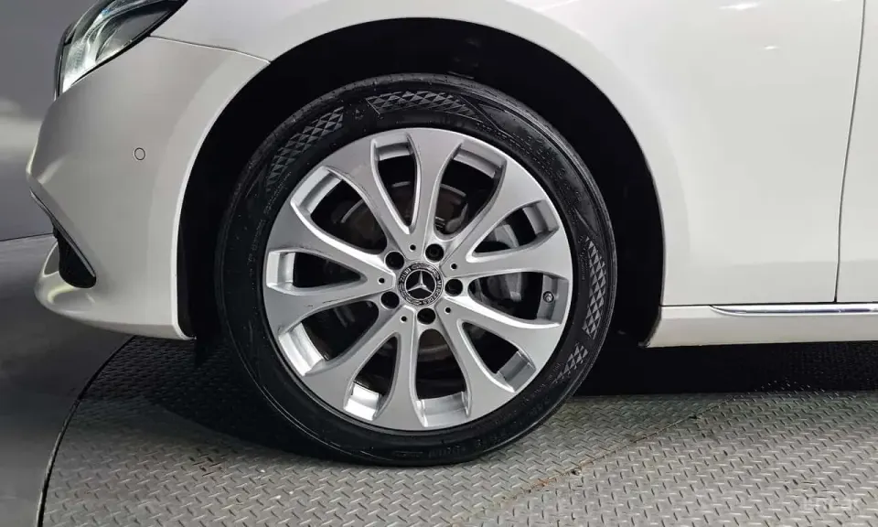 Mercedes-Benz E 220 E220d 4MATIC Exclusive 2020