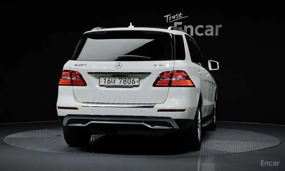 Mercedes-Benz ML 250 ML250 BlueTEC 4MATIC 2012