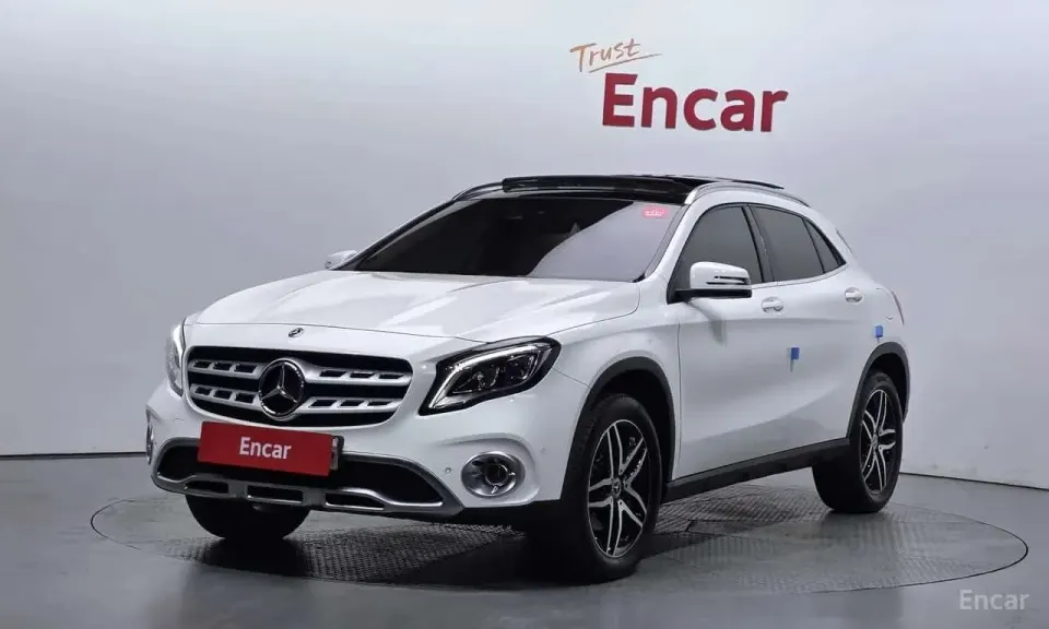 Mercedes-Benz GLA220 Premium 2019
