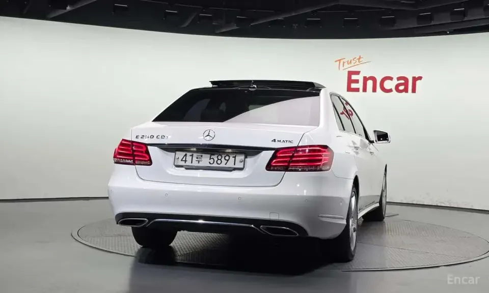 Mercedes-Benz E 250 E250 CDI 4MATIC 2013