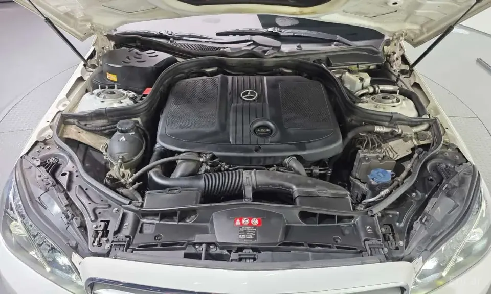 Mercedes-Benz E 250 E250 CDI 4MATIC 2013