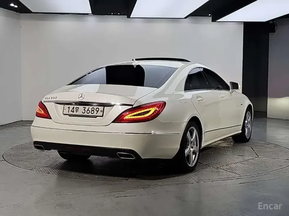 Mercedes-Benz CLS350 BlueEFFICIENCY 2012