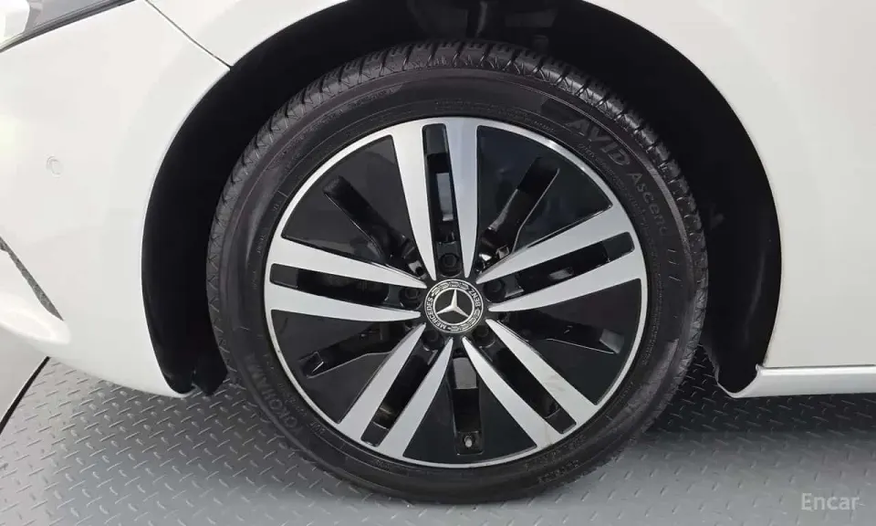 Mercedes-Benz A 220 A220 Sedan 2021