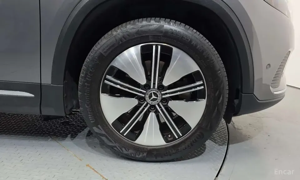 Mercedes-Benz EQA250 2021