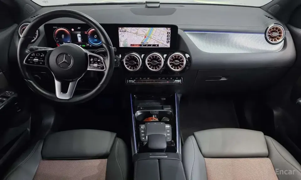 Mercedes-Benz EQA250 2021