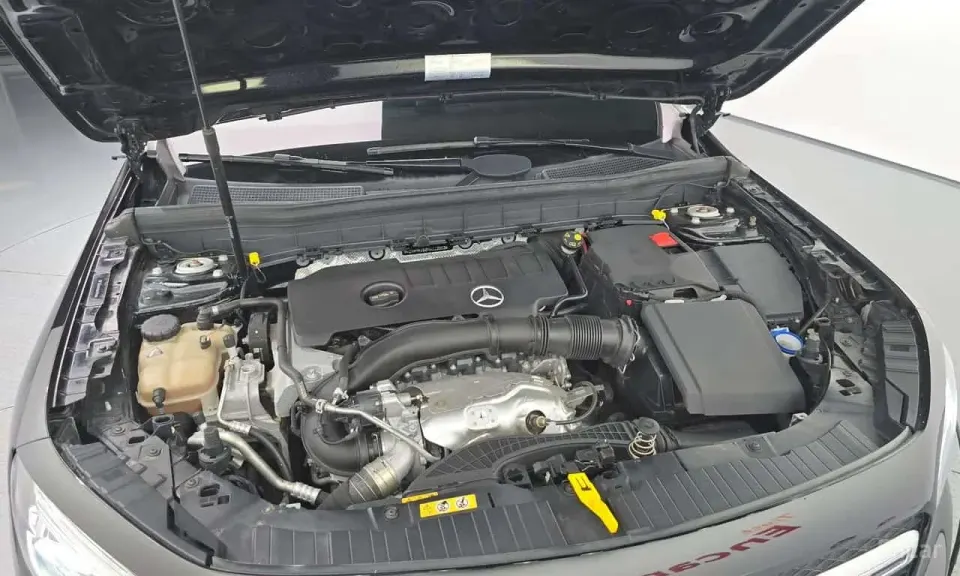 Mercedes-Benz GLB220 2021