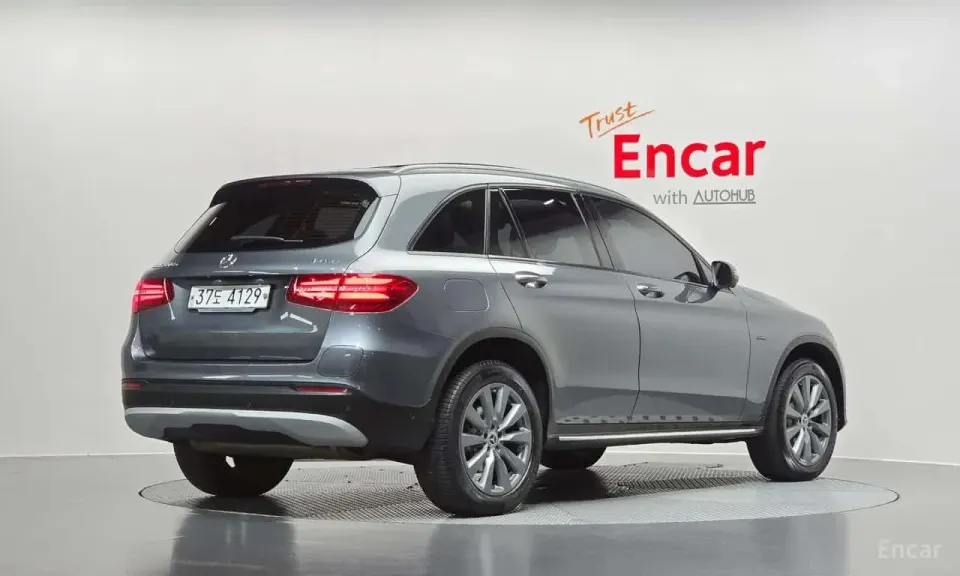 Mercedes-Benz GLC350e 4MATIC Premium 2019