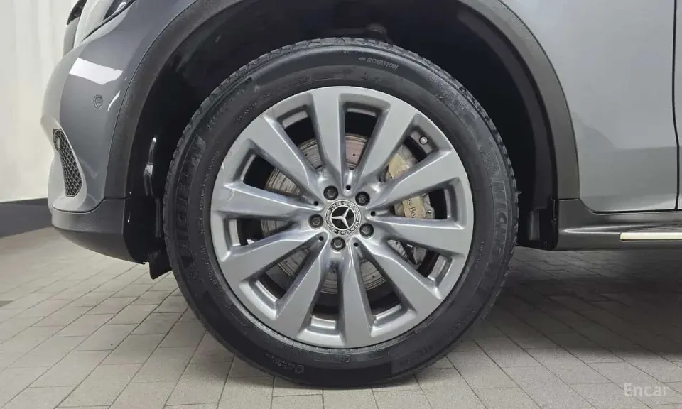 Mercedes-Benz GLC350e 4MATIC Premium 2019