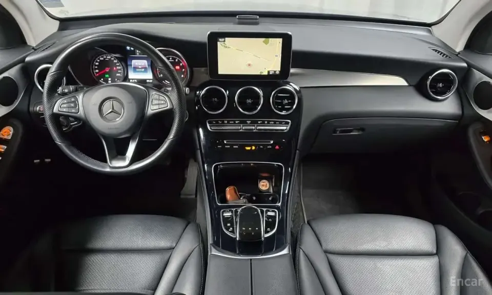 Mercedes-Benz GLC350e 4MATIC Premium 2019