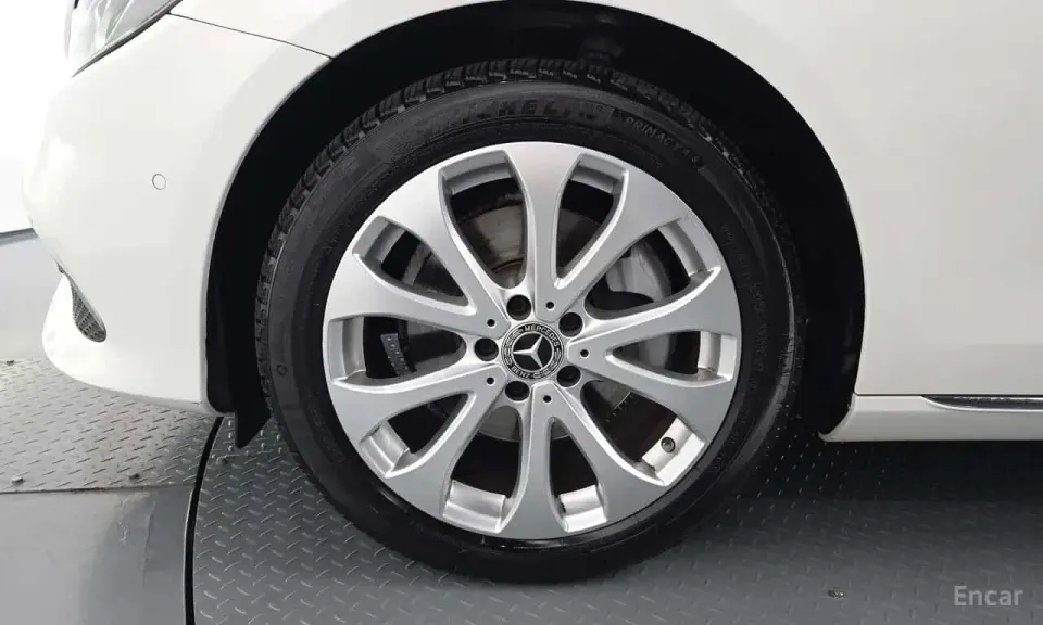 Mercedes-Benz E 220 E220d Exclusive 2019
