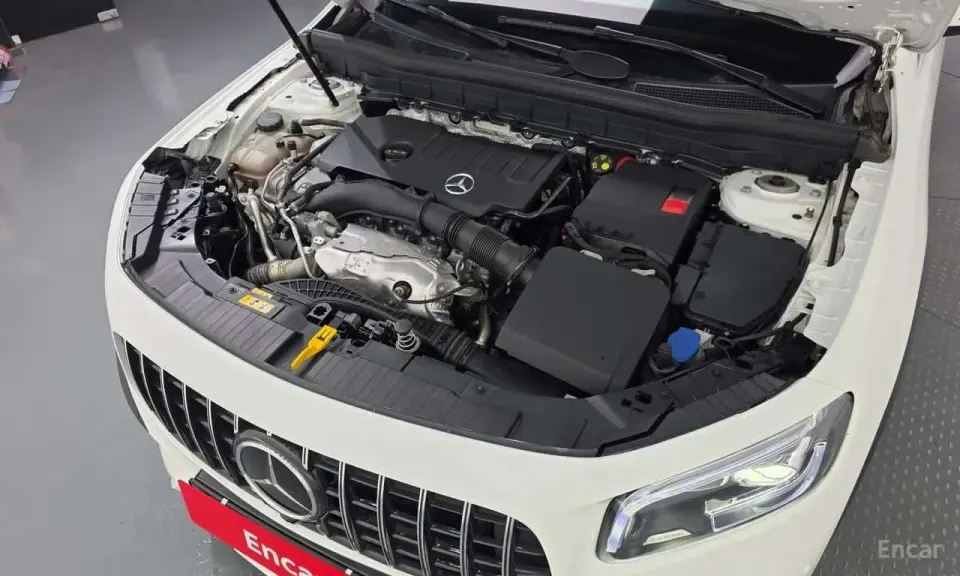Mercedes-Benz GLB250 4MATIC 2023