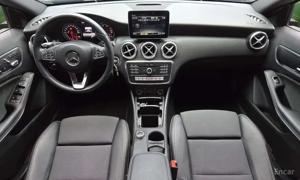 Mercedes-Benz A 200 A200 2017