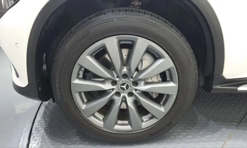 Mercedes-Benz GLC350e 4MATIC Premium 2019