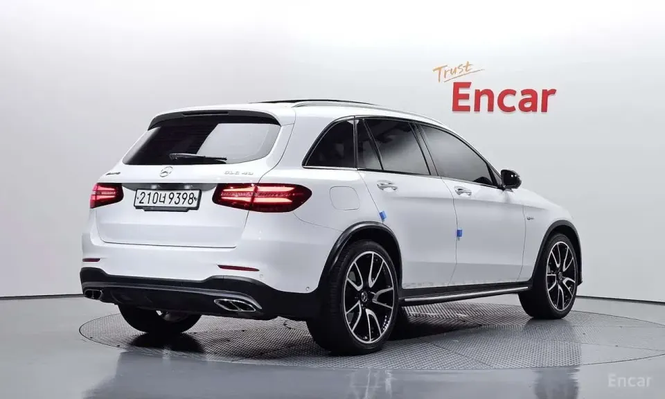 Mercedes-Benz AMG GLC43 4MATIC 2017