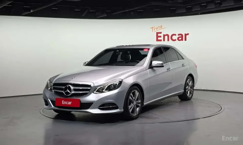 Mercedes-Benz E 220 E220 CDI Avantgarde 2013