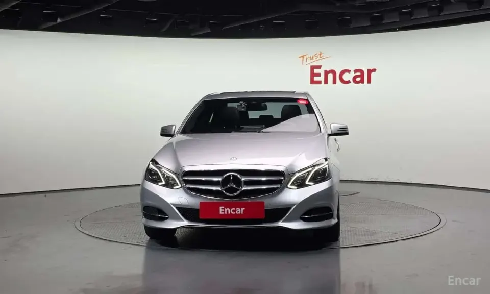 Mercedes-Benz E 220 E220 CDI Avantgarde 2013
