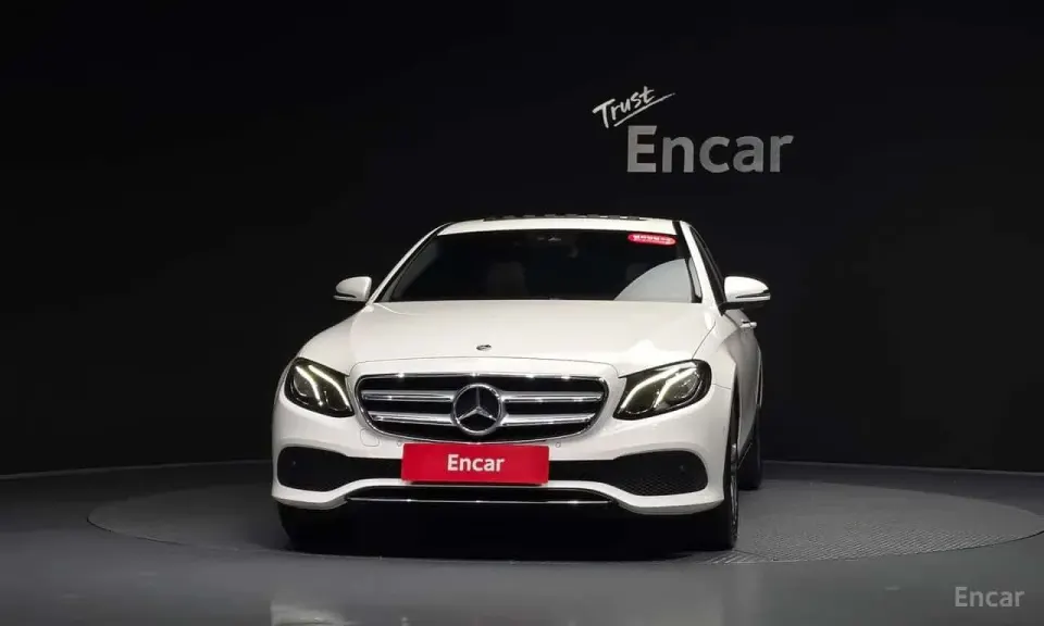 Mercedes-Benz E 300 E300 Avantgarde 2019