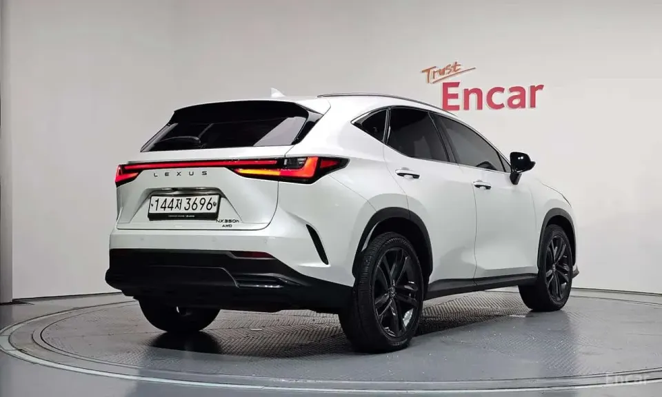 Lexus NX Premium 2023